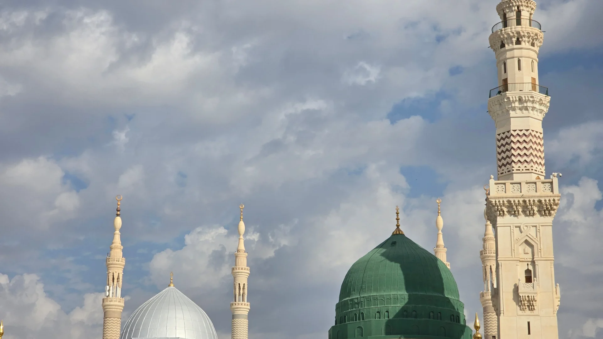 27 Days Family Umrah Package